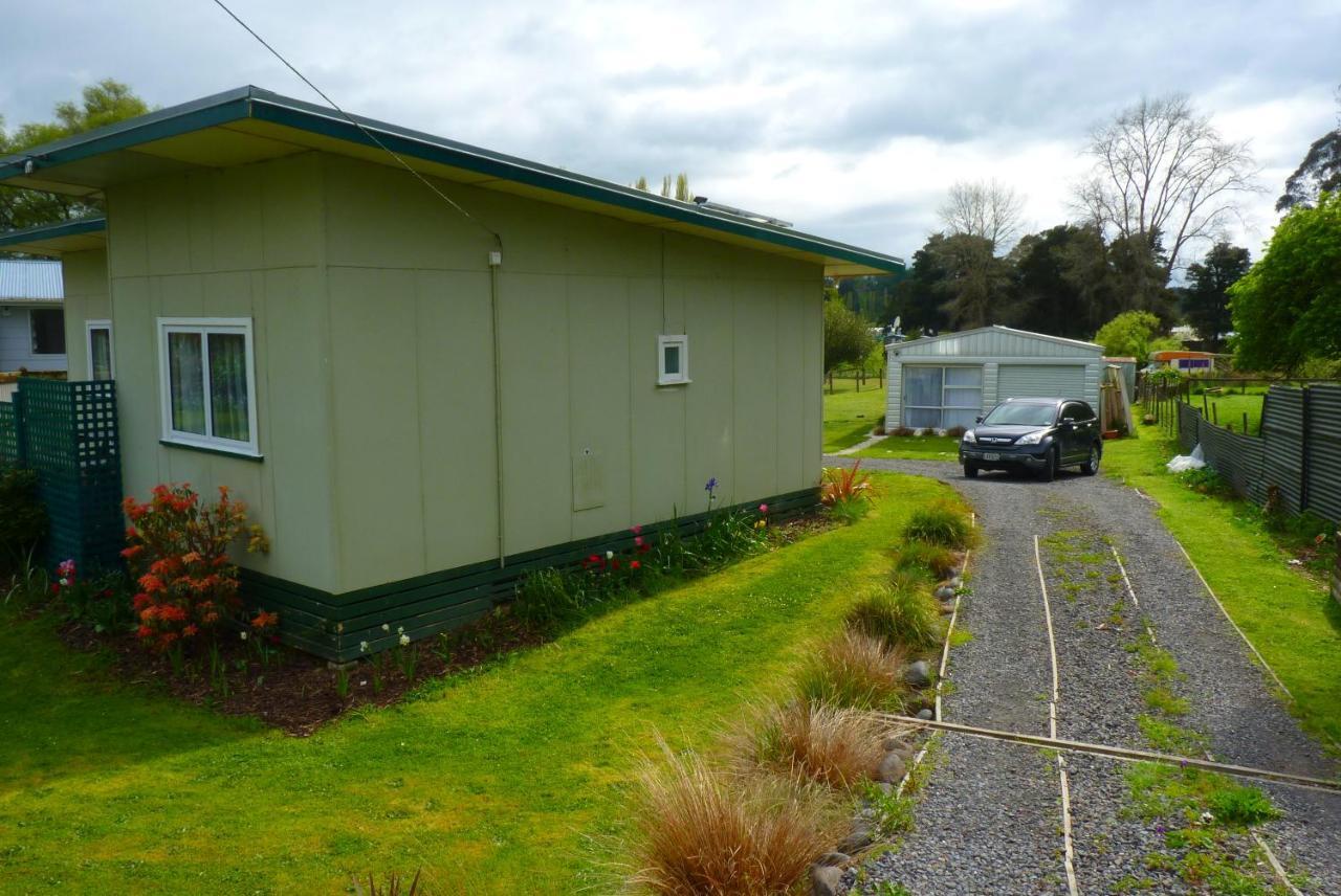 Grandad'S Homestay 298 タウマルヌイ エクステリア 写真